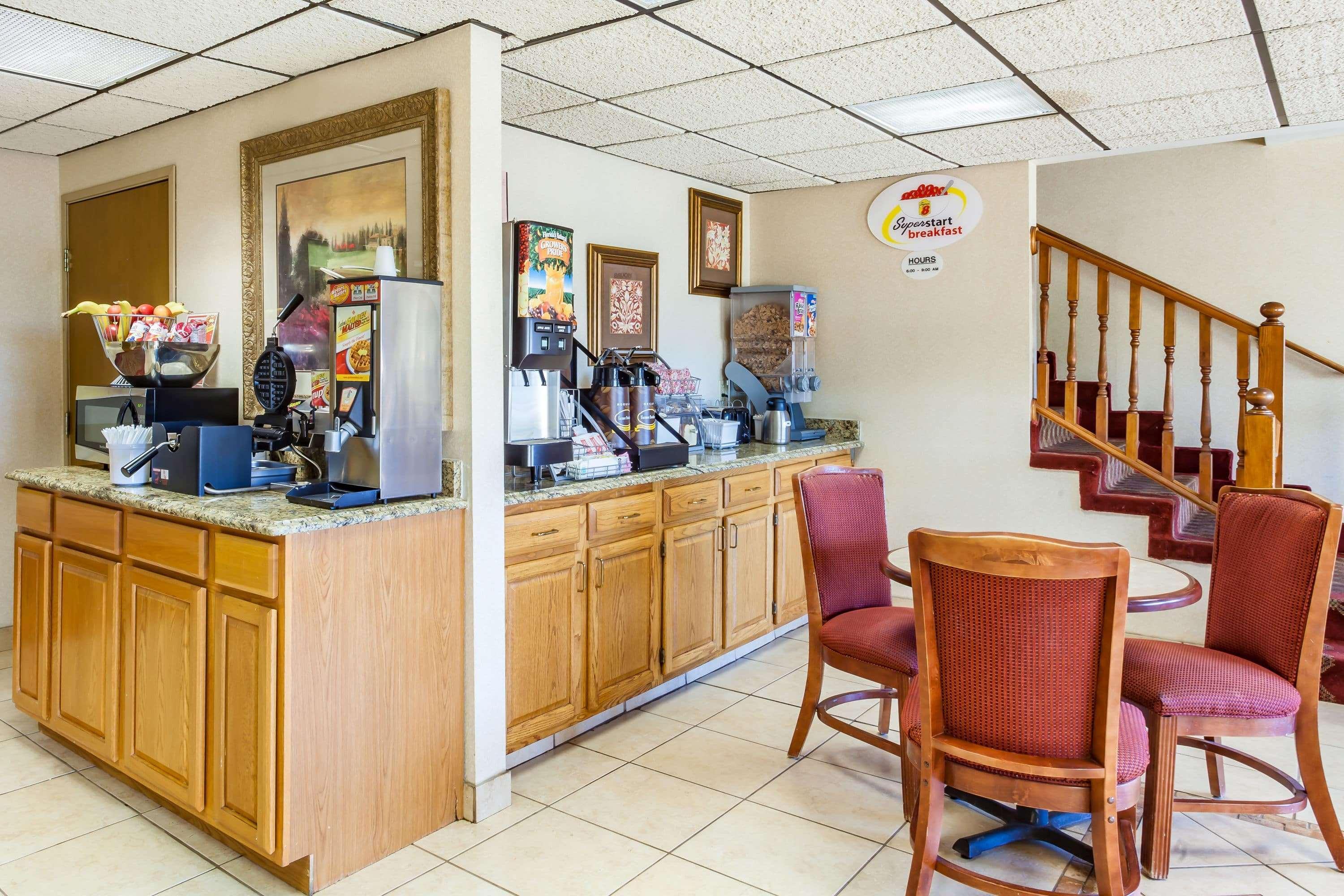 Hotel Super 8 By Wyndham Morristown/South Esterno foto