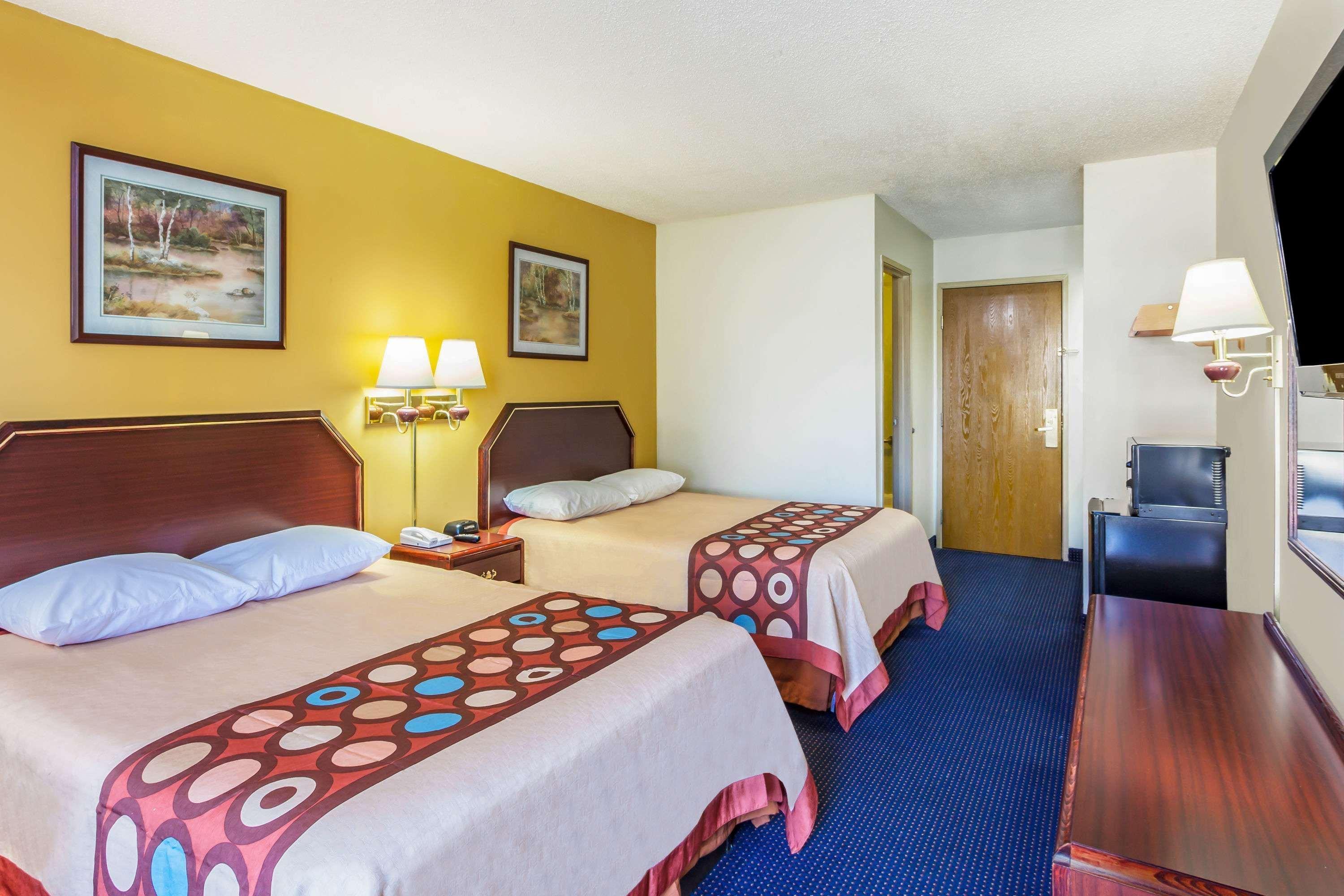 Hotel Super 8 By Wyndham Morristown/South Esterno foto